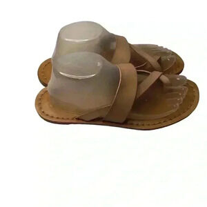 Mad Love Women’s 10 Peach Toe Loop Slide on Flat Sandals